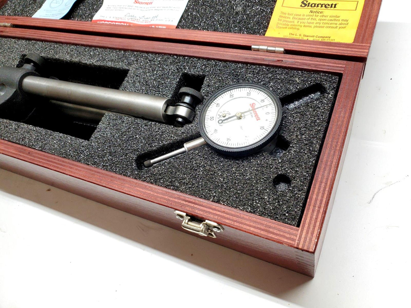 Starrett 659BZ Heavy Duty Mag Base W/ 25-131 Indicator And Case
