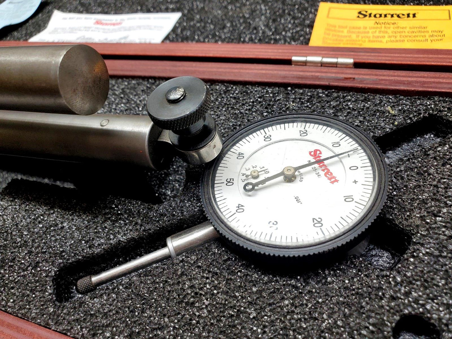 Starrett 659BZ Heavy Duty Mag Base W/ 25-131 Indicator And Case