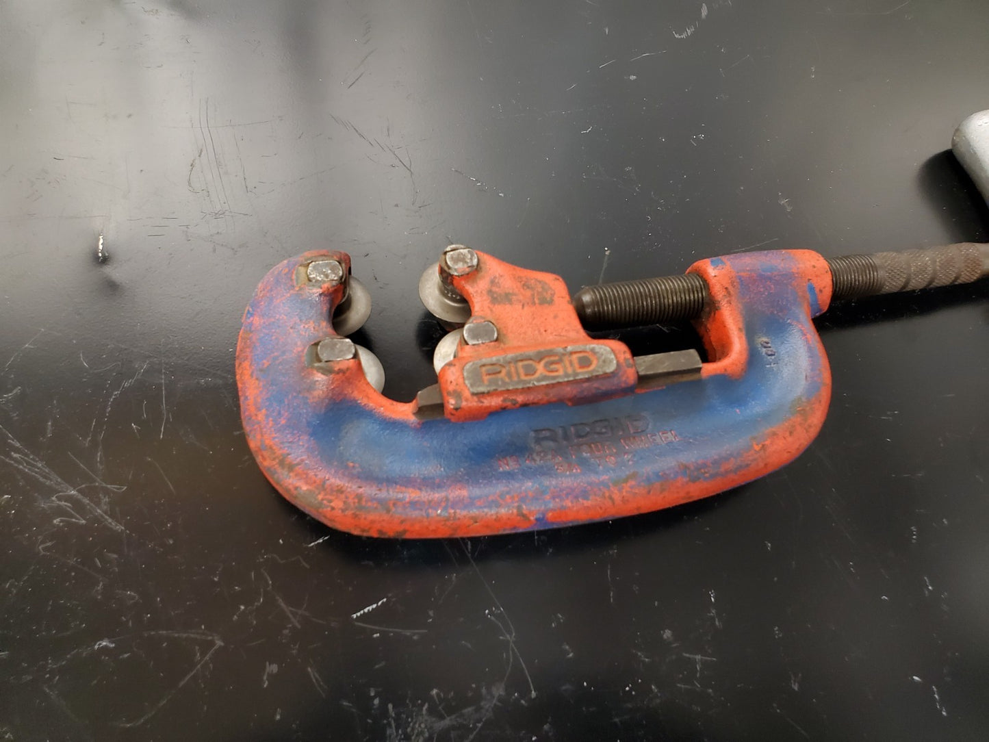 Ridgid 32870 Four Wheel Pipe Cutter 3/4 TO 2 in. No. 42A Made in USA Good!