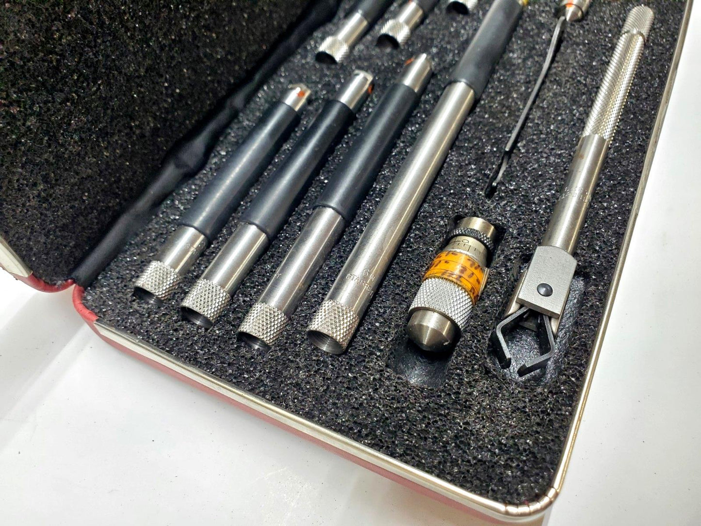 Starrett Model 823BZ Inside Micrometer Set 53052, Tubular w/ Case .001 Grad