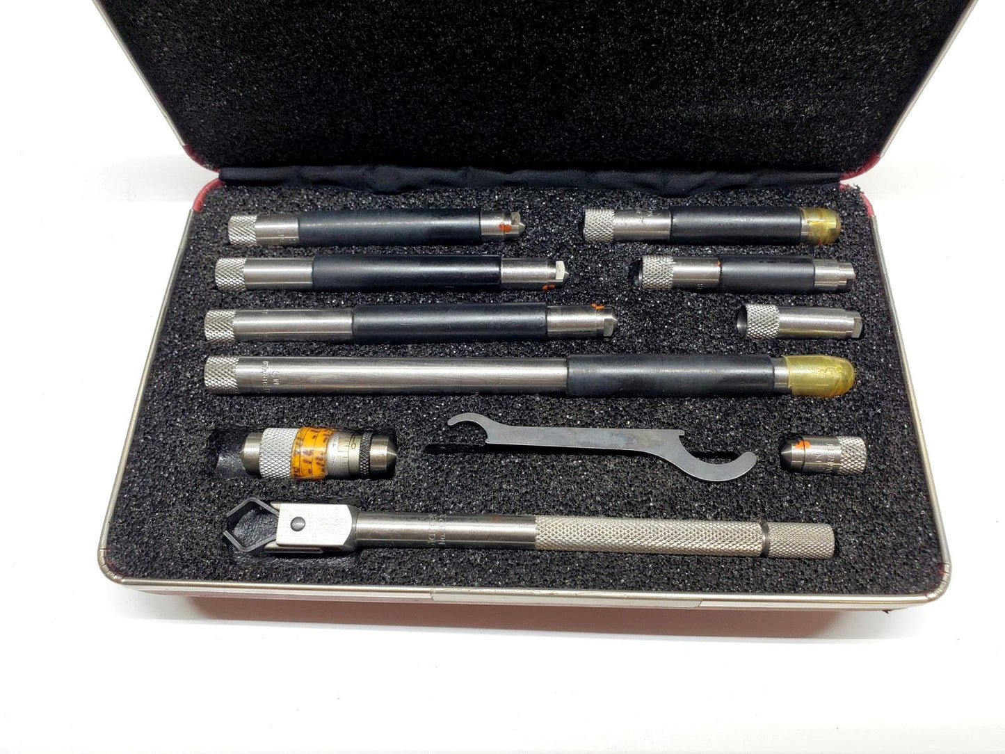 Starrett Model 823BZ Inside Micrometer Set 53052, Tubular w/ Case .001 Grad