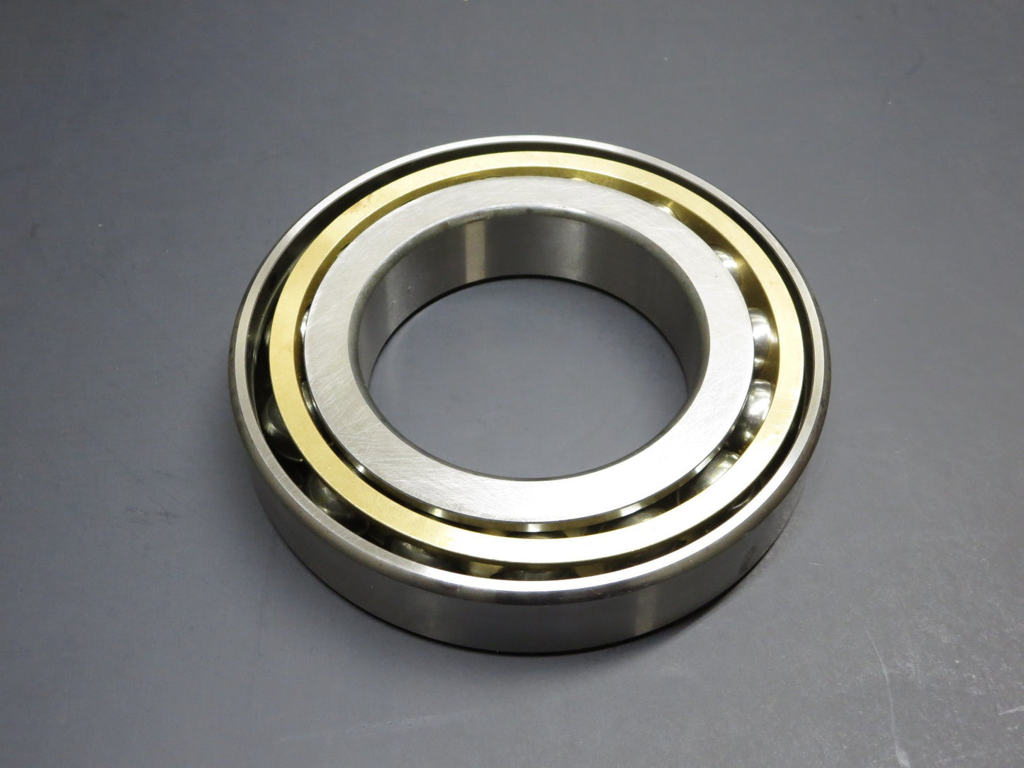 FAG F-556765.SKL Angular Bearing 7217 F556765SKL F 556765 SKL 85x150x28 mm INA