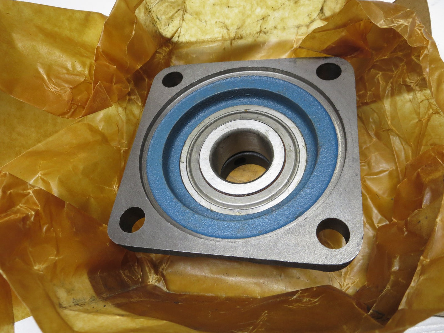 SLF1-1/4 EC 1-1/4" Bore Self Lube NSK RHP 4 Bolt Square Flange Cast Iron Bearing