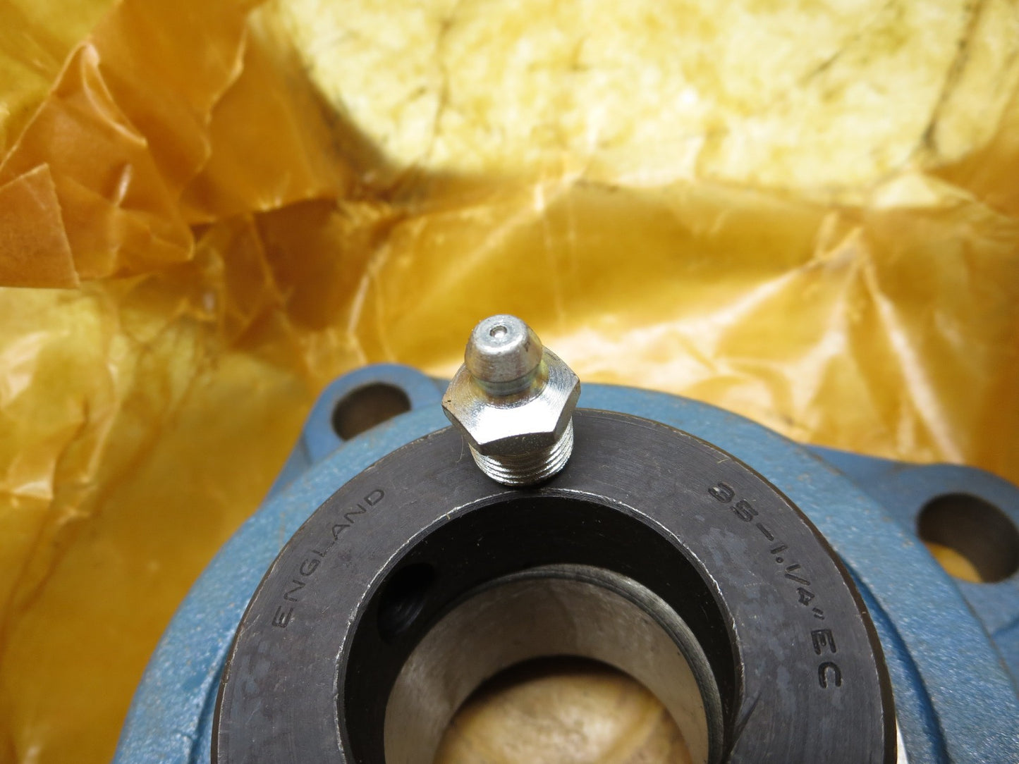 SLF1-1/4 EC 1-1/4" Bore Self Lube NSK RHP 4 Bolt Square Flange Cast Iron Bearing