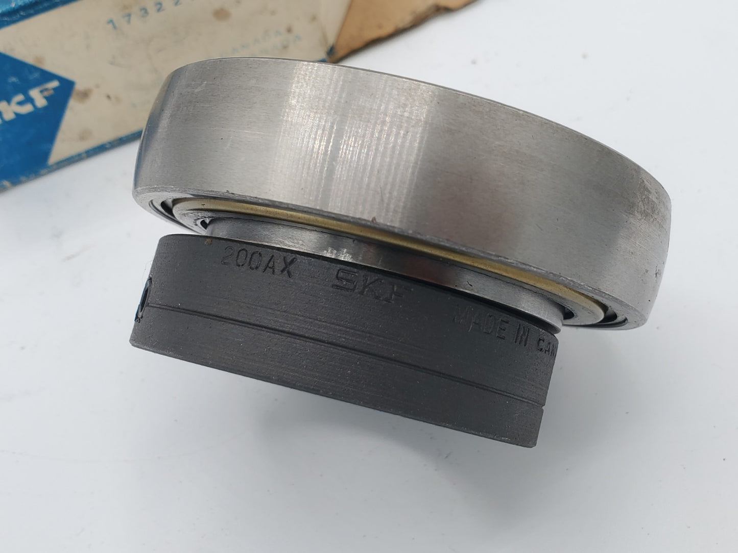 SKF 1732210-200 Insert Bearing w/ Eccentric Locking Collar 2" Bore YAR210SF 50mm