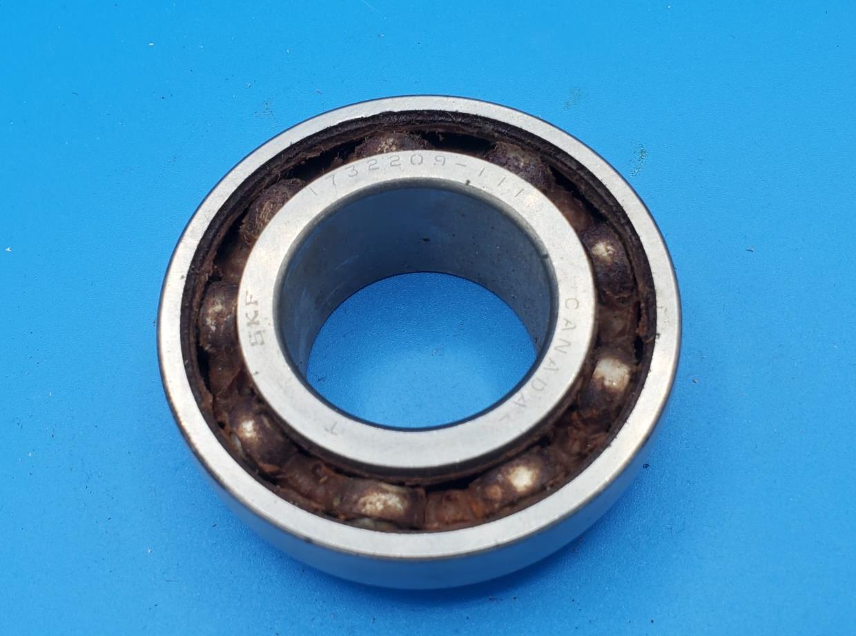 SKF 1732209-111 Insert Bearing 1-11/16 Bore NOS (No Collar)