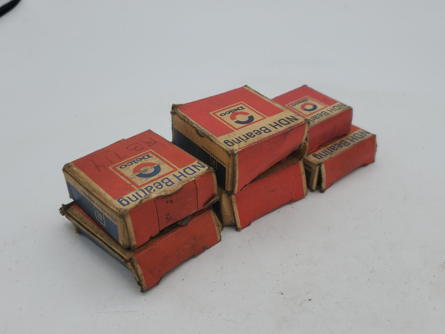 LOT OF (6) NDH Delco Ball Bearing (2) 3L02 (1) 89 (1) 8014 (2) R10, NOS