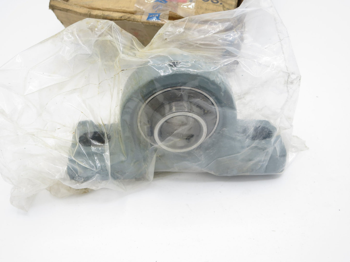1 ea NSK UCP204 N AV2 p204 Bearing Unit