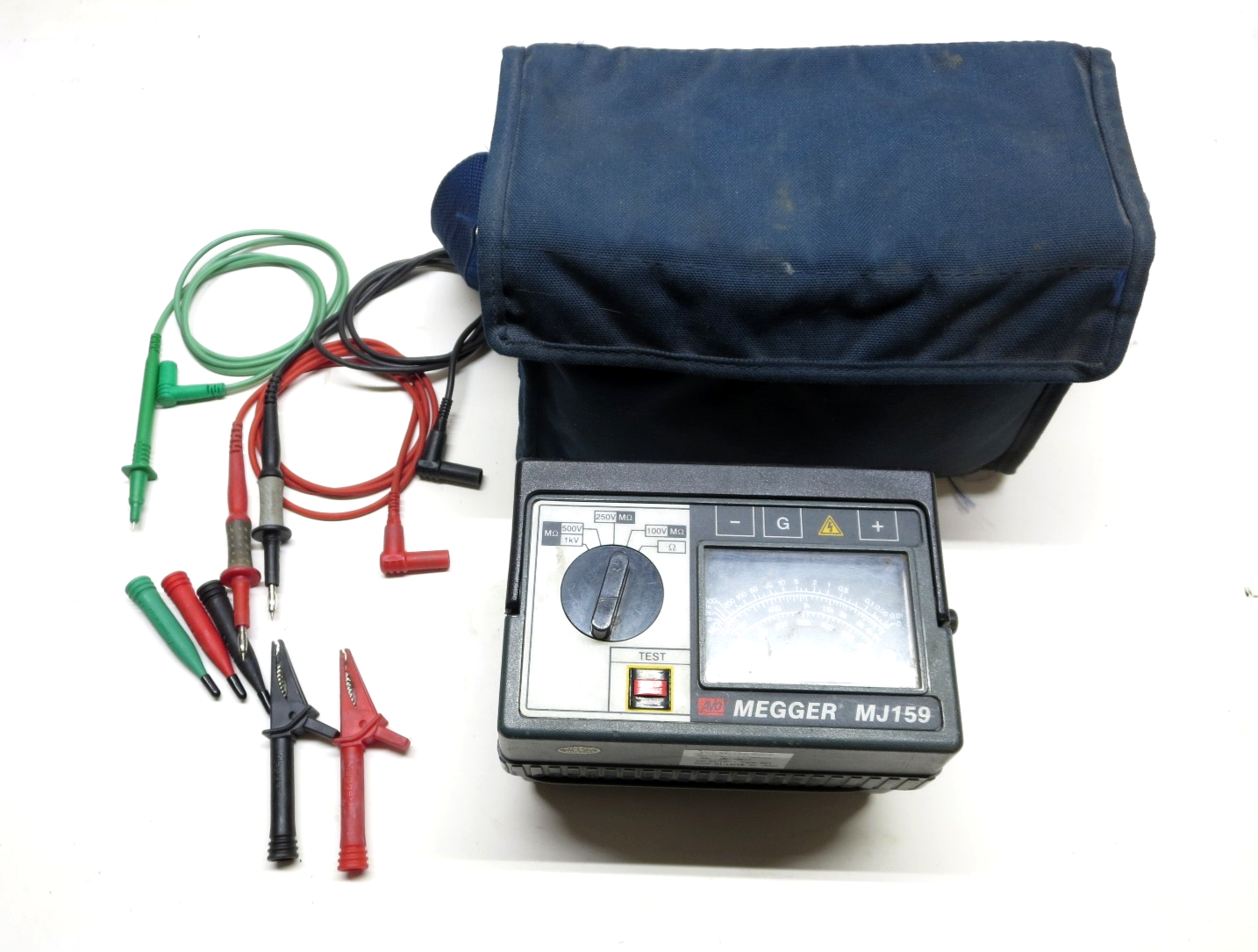 MEGGER 212159 MJ159 Insulation Tester w/ Case, Leads & 2017/2018 Prior Cal. Tag