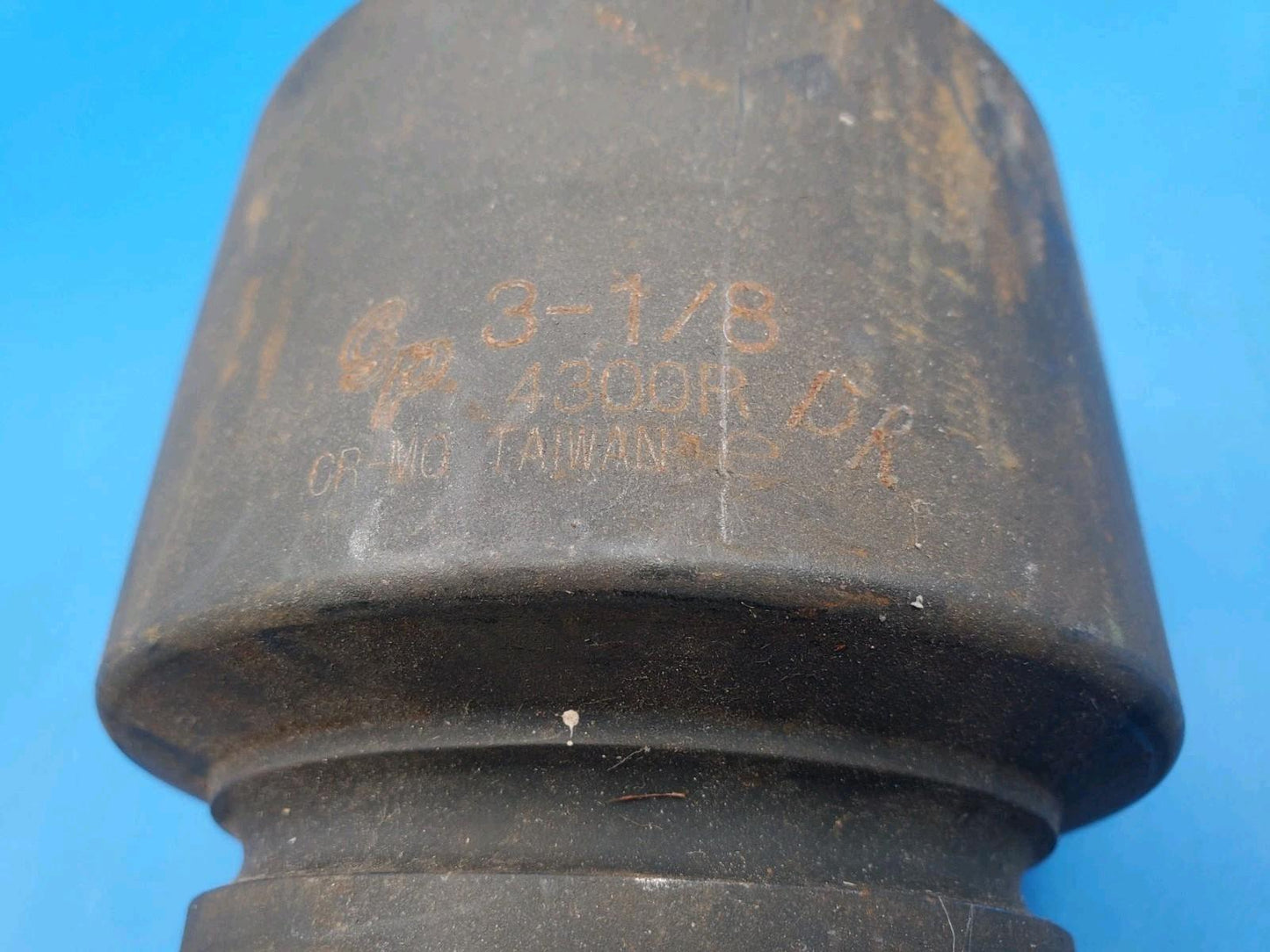 Grey Pneumatic 4300R 1" Drive 3-1/8" 12-Point Standard Impact Socket EXC. Cond.