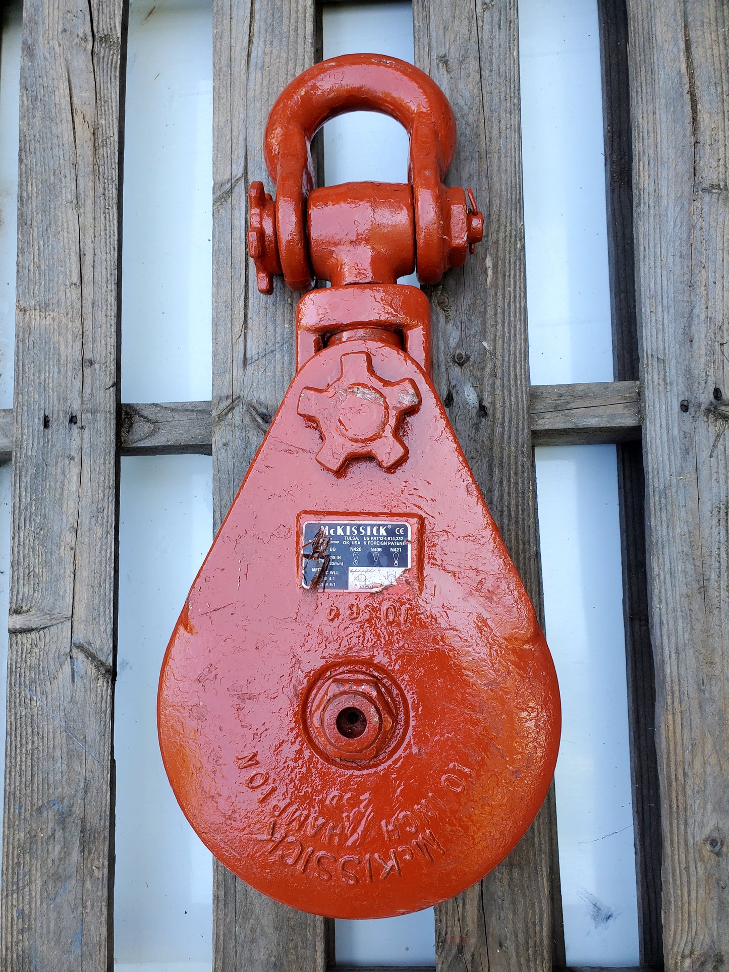 Crosby 421 10" BB Snatch Block w/ Shackle - 15 Ton WLL - #108390 USA