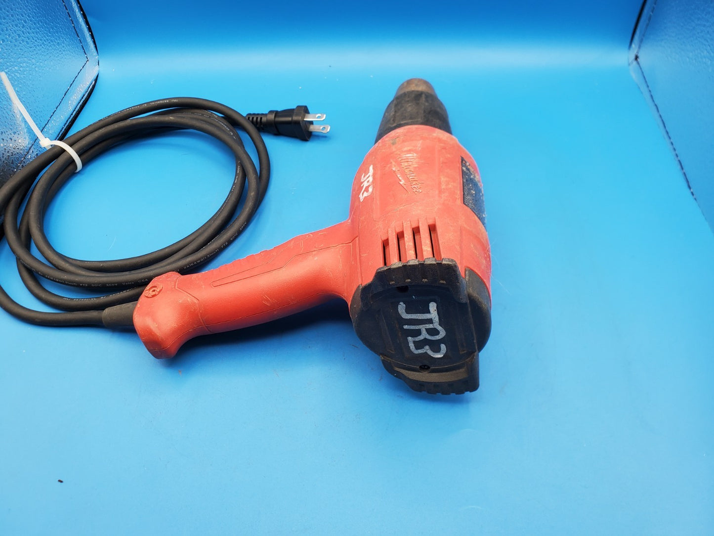 Milwaukee 8975-6 Dual Temperature Heat Gun With New Cord
