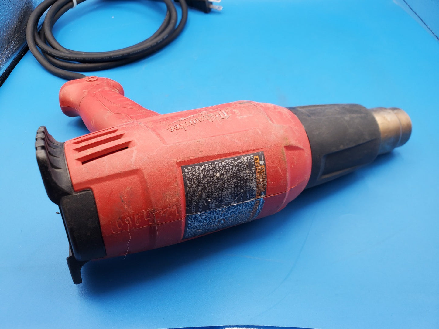 Milwaukee 8975-6 Dual Temperature Heat Gun With New Cord