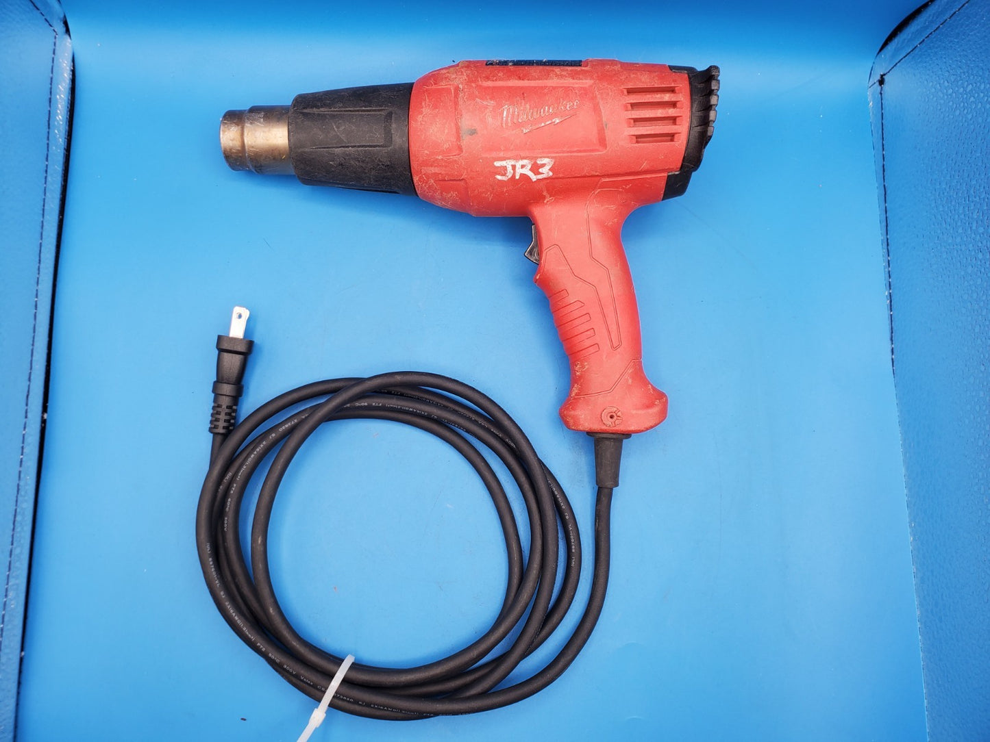 Milwaukee 8975-6 Dual Temperature Heat Gun With New Cord