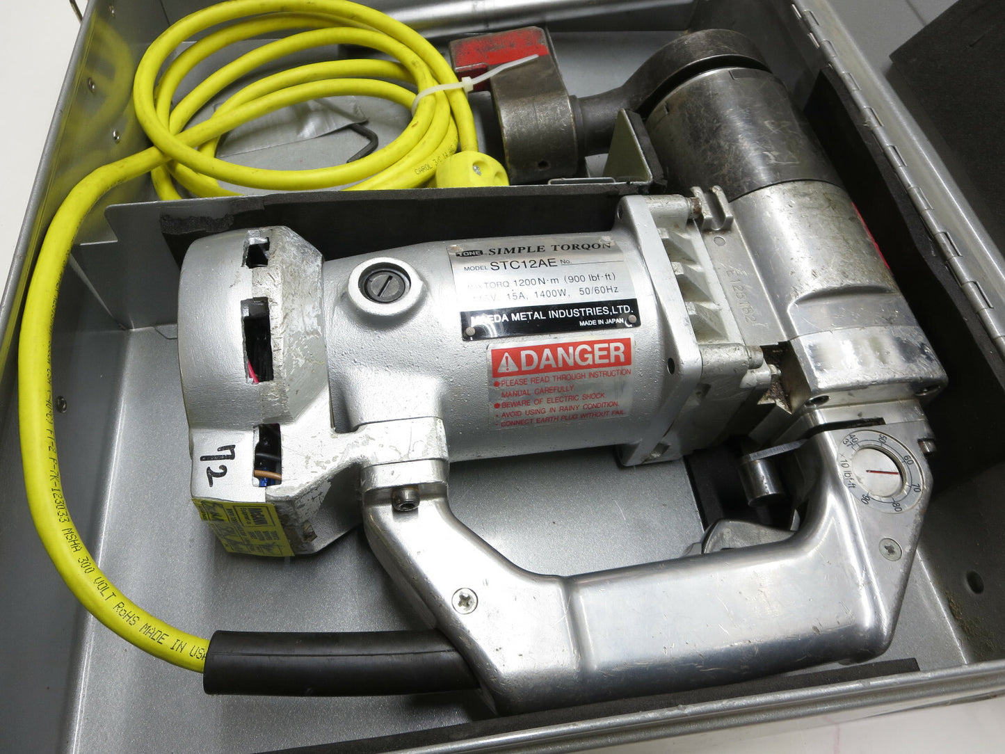 TONE STC12AE 1" Drive Torque Control Wrench Electric 115v 370 - 900 FT LBS