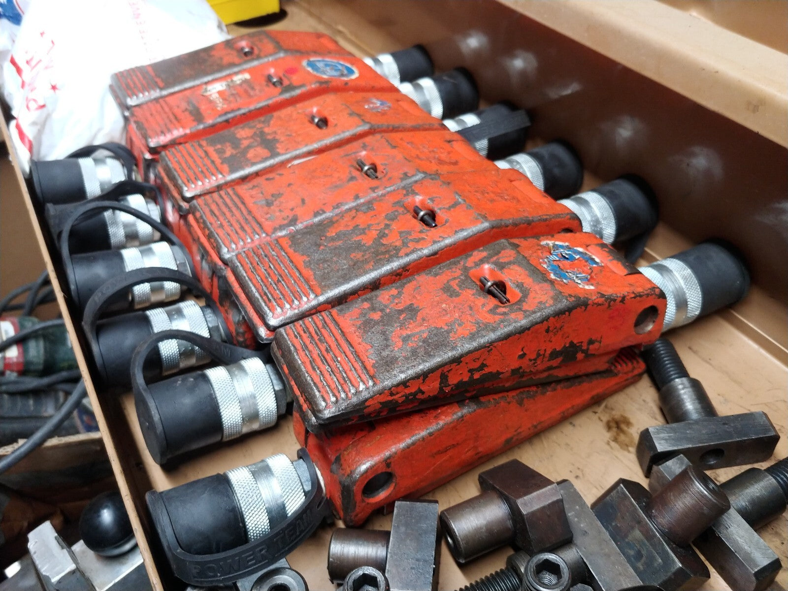 1 EA. SPX Power Team HS2000 1 Ton Hydraulic Spreader New OTC Coupler Made in USA