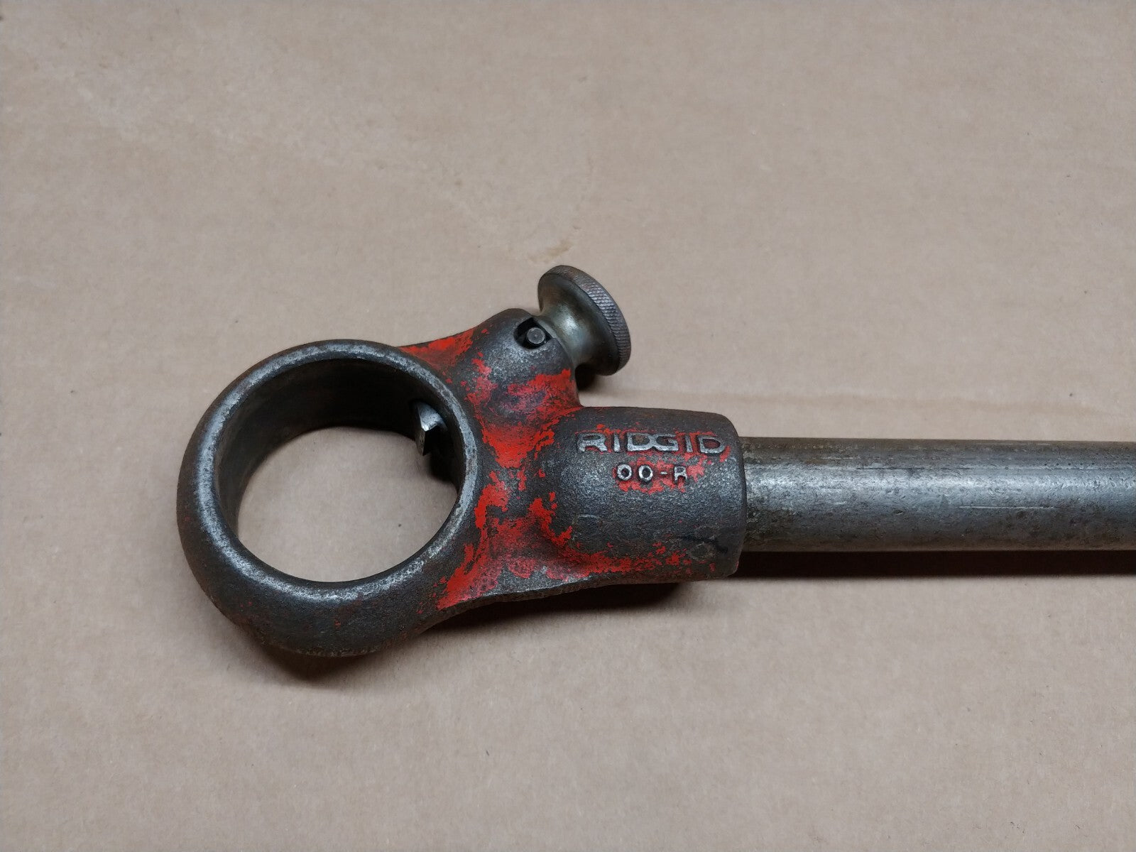 Ridgid 38540 00-R Pipe Threader Ratchet and Handle Assembly
