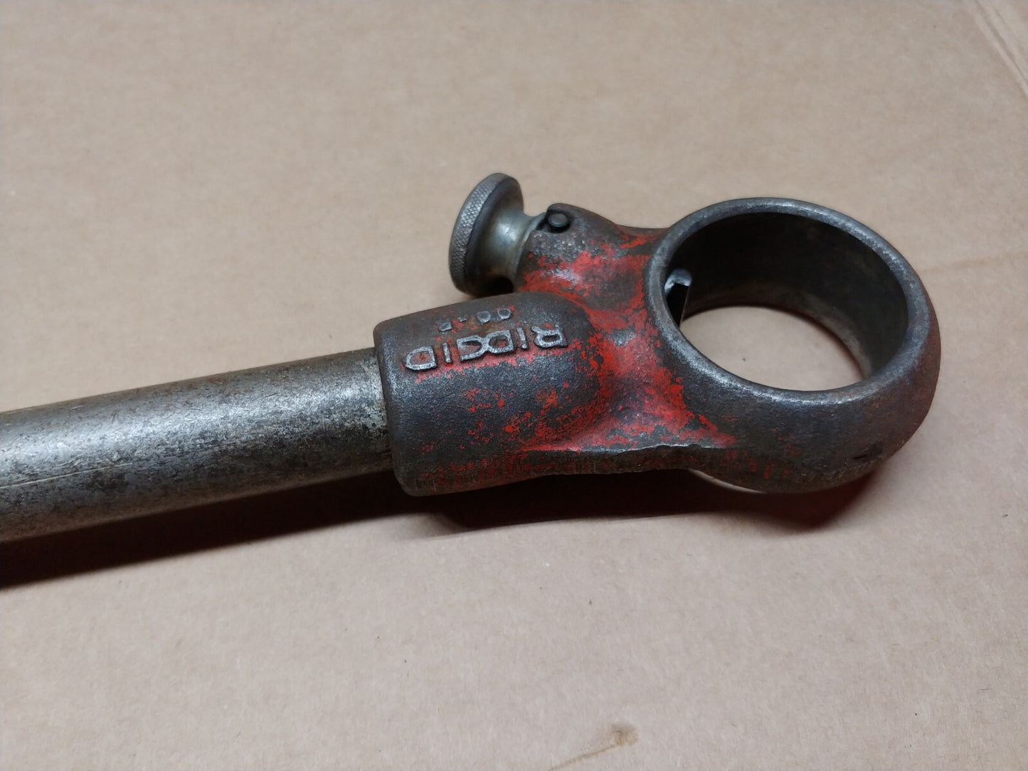 Ridgid 38540 00-R Pipe Threader Ratchet and Handle Assembly