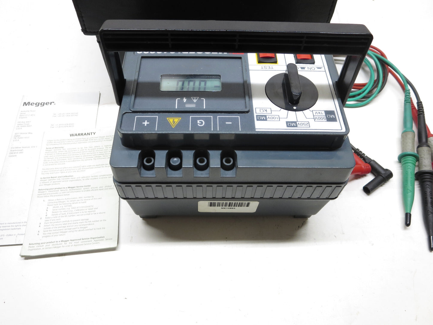 MEGGER 210600 Insulation Tester Kit 1000 V s/n 101436426 w/ Accessories