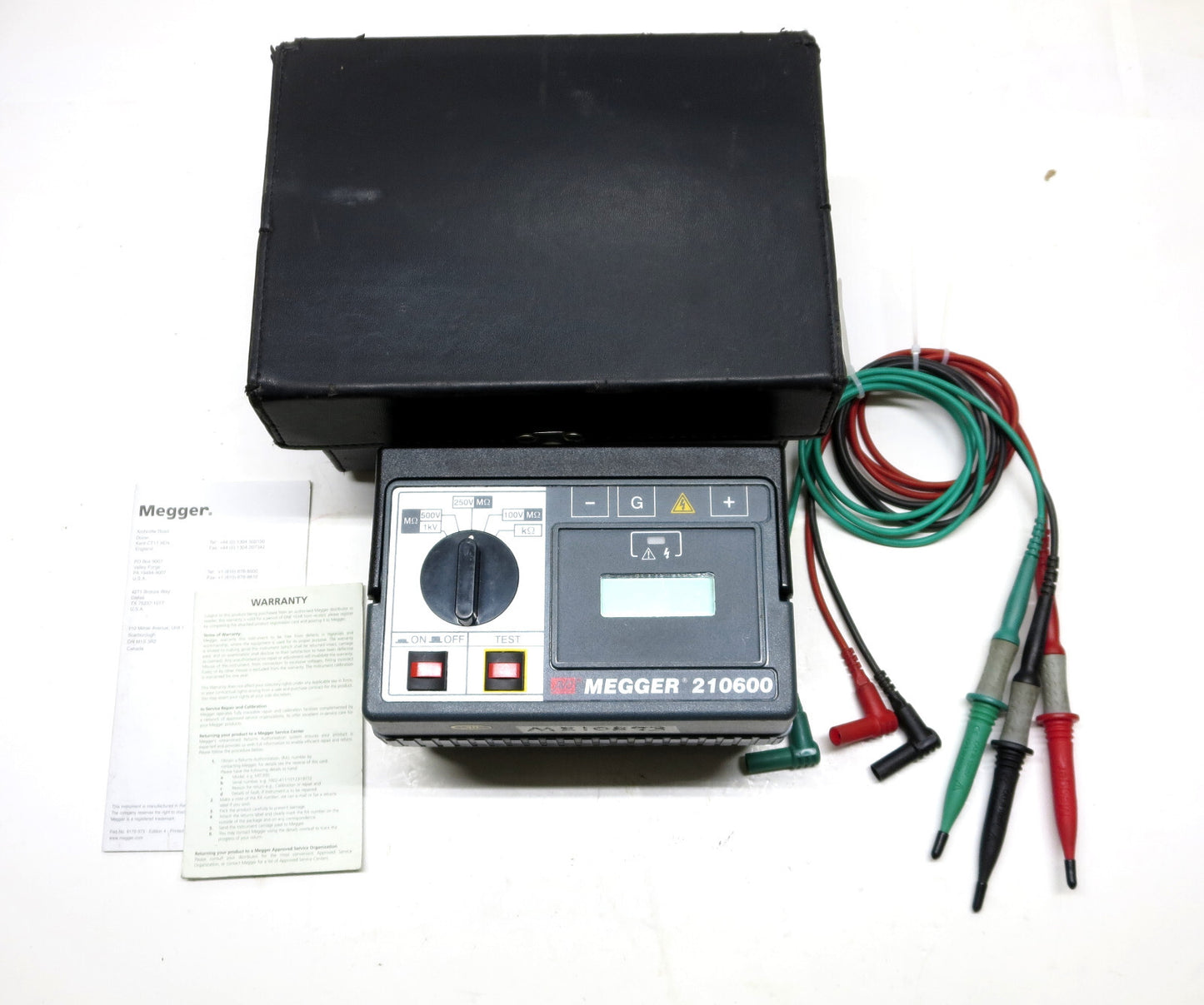MEGGER 210600 Insulation Tester Kit 1000 V s/n 101436426 w/ Accessories