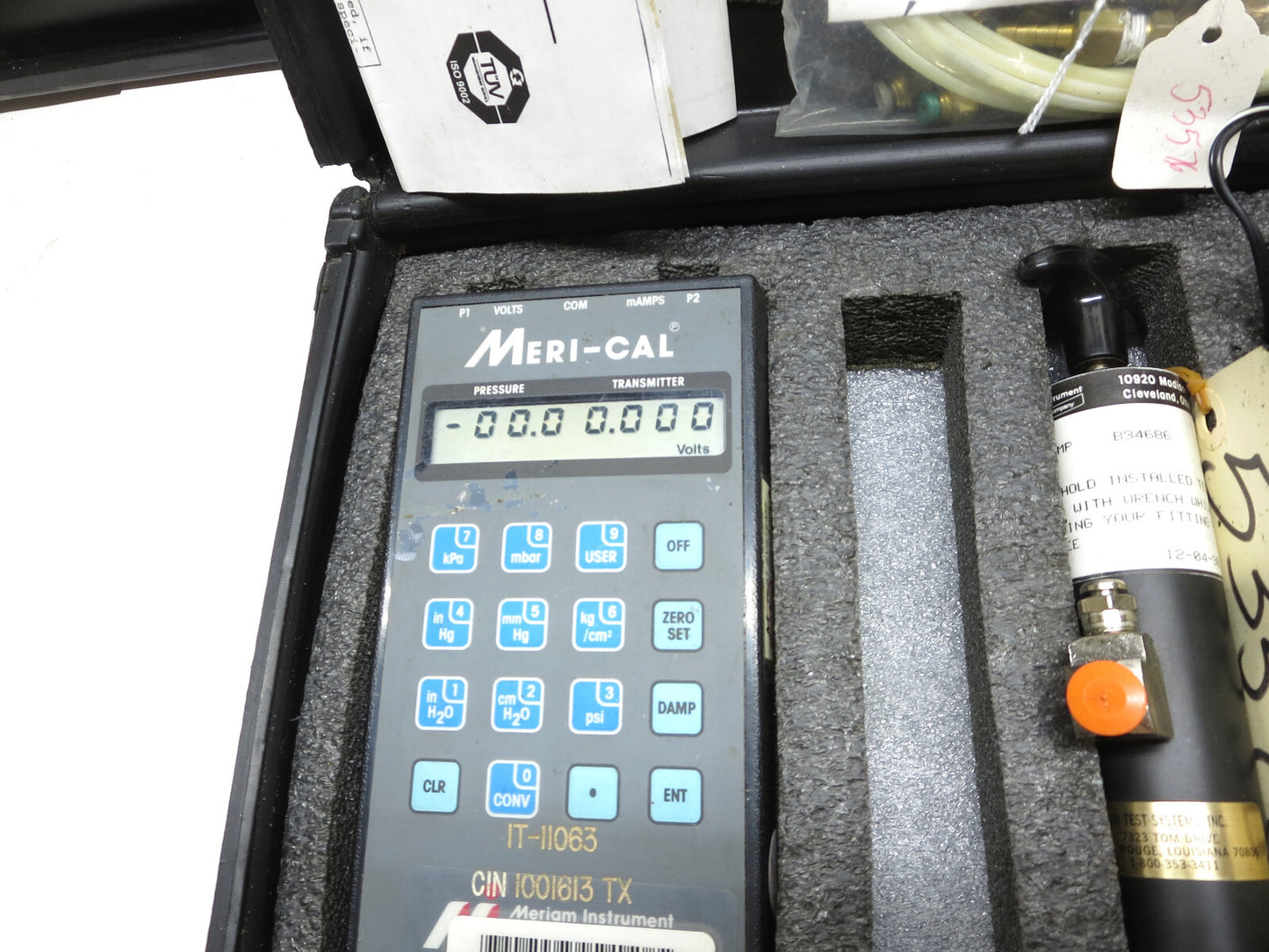 Meriam Meri Cal DP2000i Digital Manometer Calibrator Set w/ Accessories