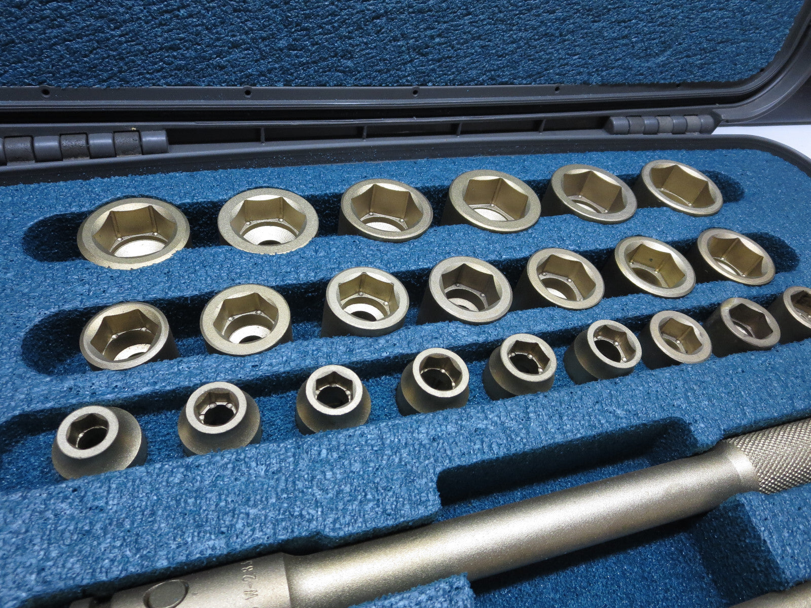 Ampco Safety Tools W-260M Kit 1/2" Drive Metric Socket Set