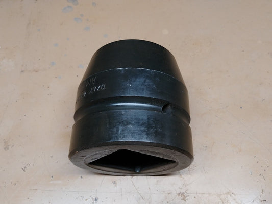 OZAT 2-11/16 in. Impact Socket Drive 6 Point 2-1/2 in. Drive #4043 VG Condition