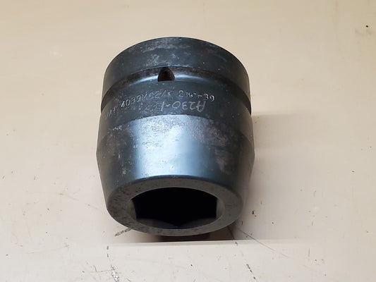 OZAT 2-7/16 in. / 62 mm Impact Socket Drive 6 Point 2-1/2 in. Drive 4039