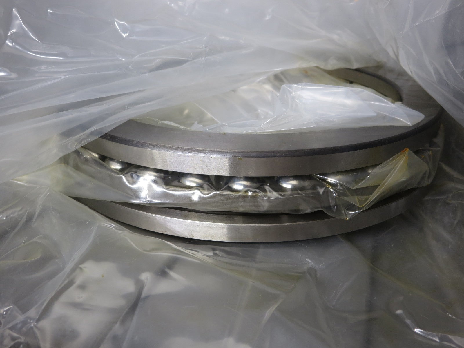 SKF 51138F Thrust Ball Bearing 190 ID x 240 OD x 37 mm THK (IN-STOCK)