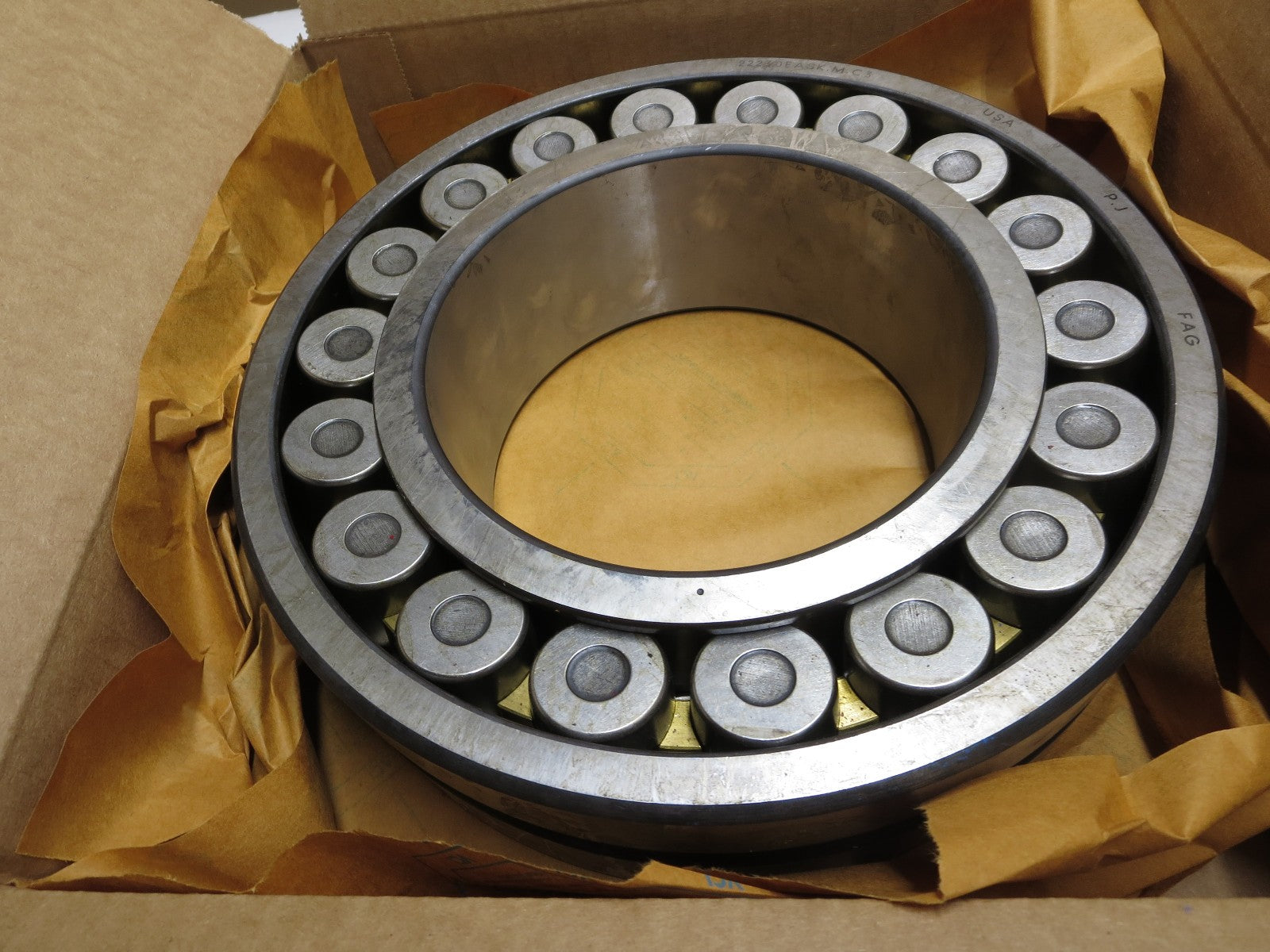 FAG Roller Bearing 22230-EASK.M.C3 150mm x 270mm x 73mm 1:12 Tapered Bore