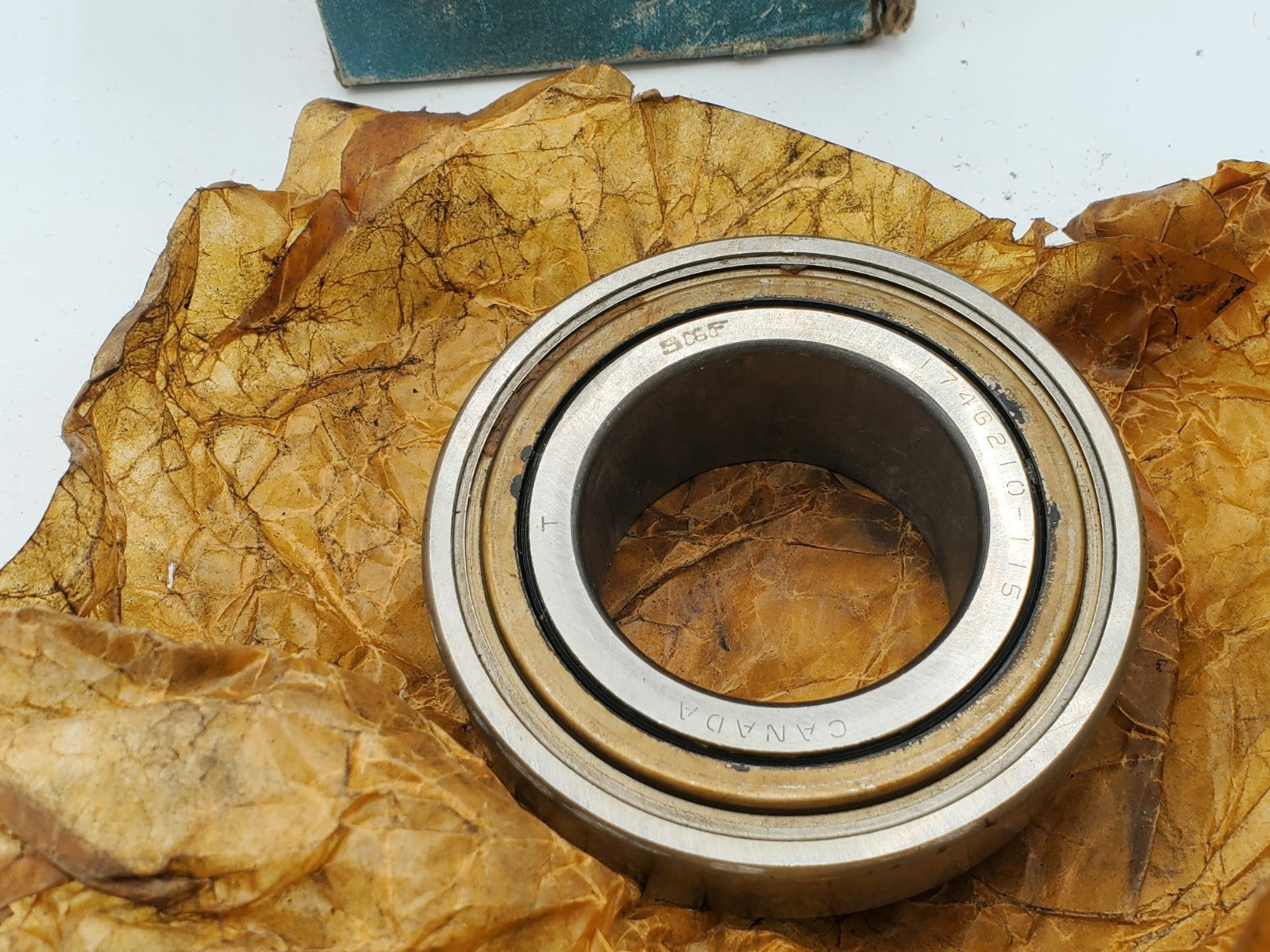 SKF 1746210-115 Insert Bearing 1-15/16" Bore Made In Canada (No Collar) NOS