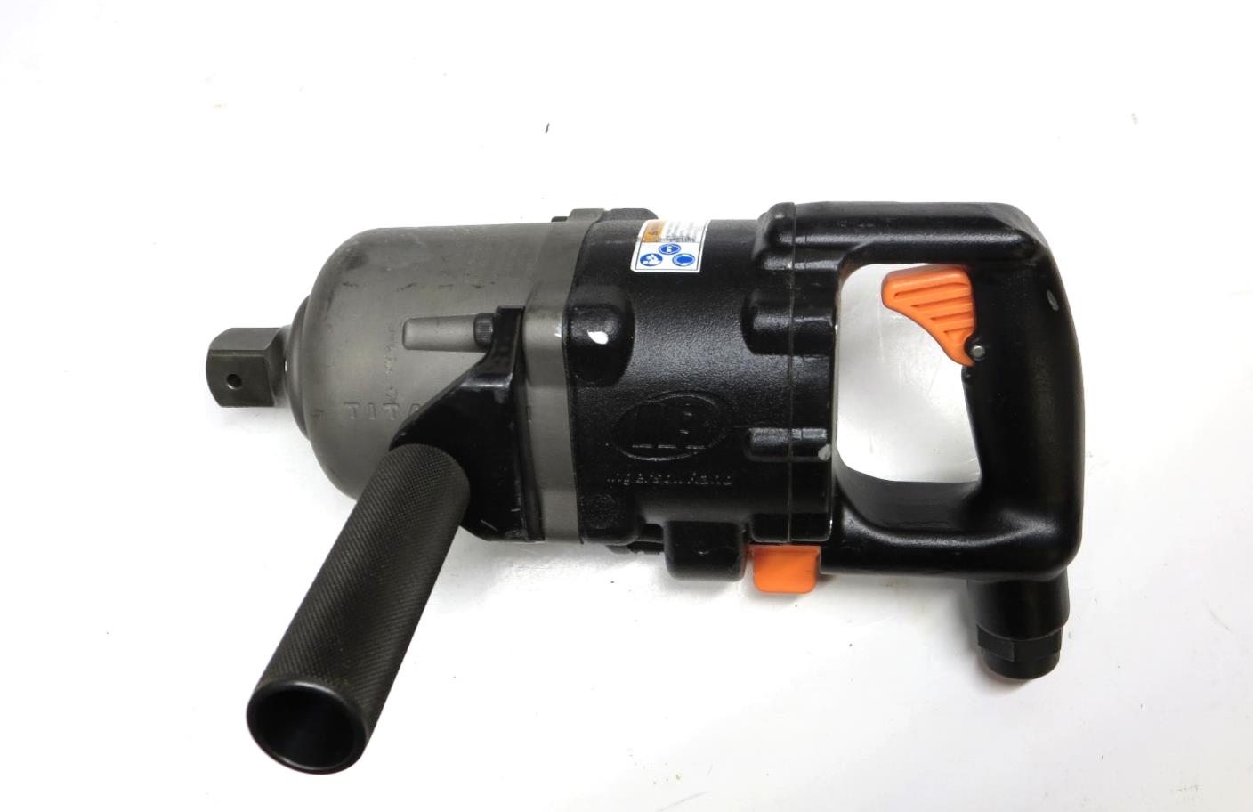 NEW Ingersoll Rand Impact Wrench 3940B2Ti 1 in. Drive Titanium 2,500 FT LB MFG24