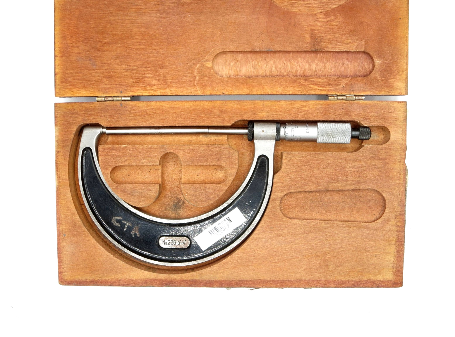 Starrett 226RL-4 Outside Micrometer, 3-4" Range w/ 3" Standard and Case 226RLZ-4