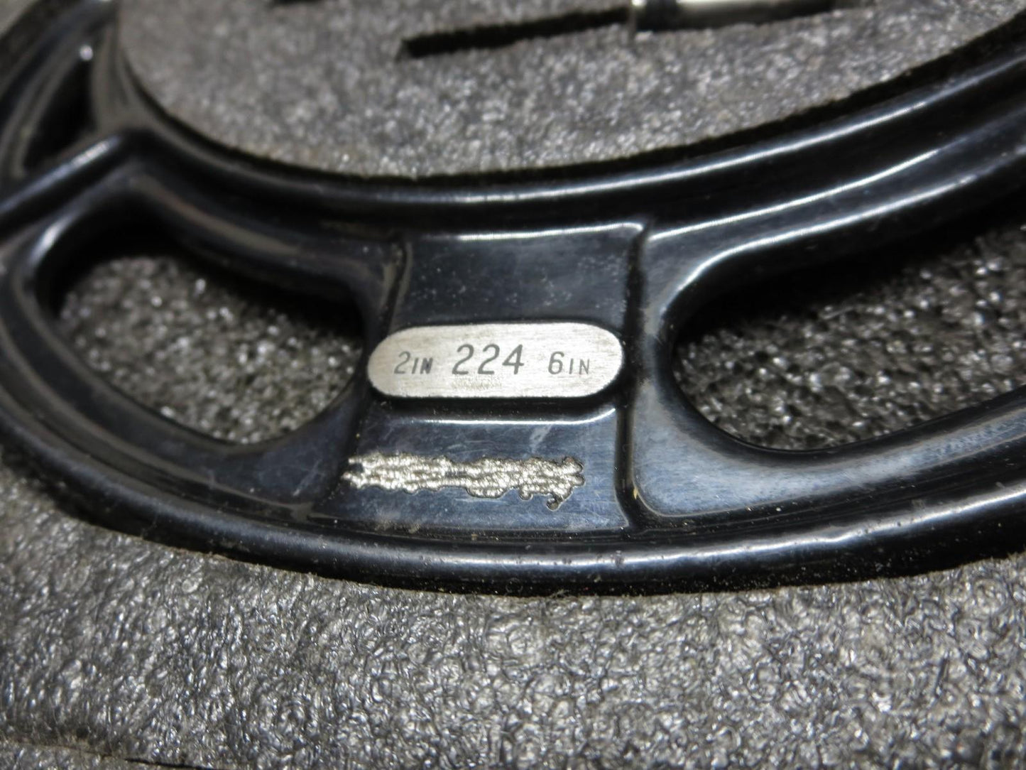 Starrett 224 2" - 6" Interchangeable Anvil Micrometer Set