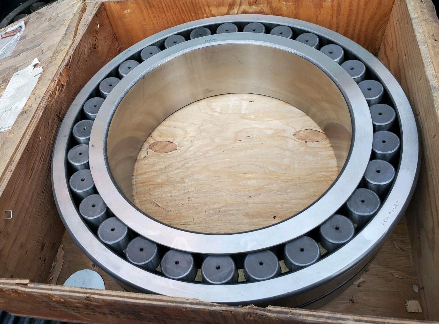 Timken Torrington 23076 W33 BR Spherical Roller Bearing 380mm ID x 560mm OD NOS