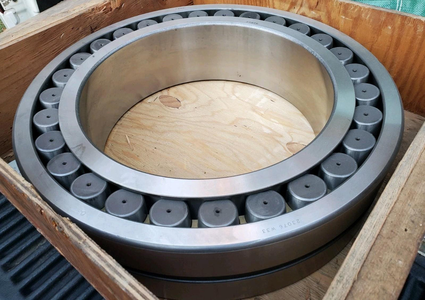 Timken Torrington 23076 W33 BR Spherical Roller Bearing 380mm ID x 560mm OD NOS