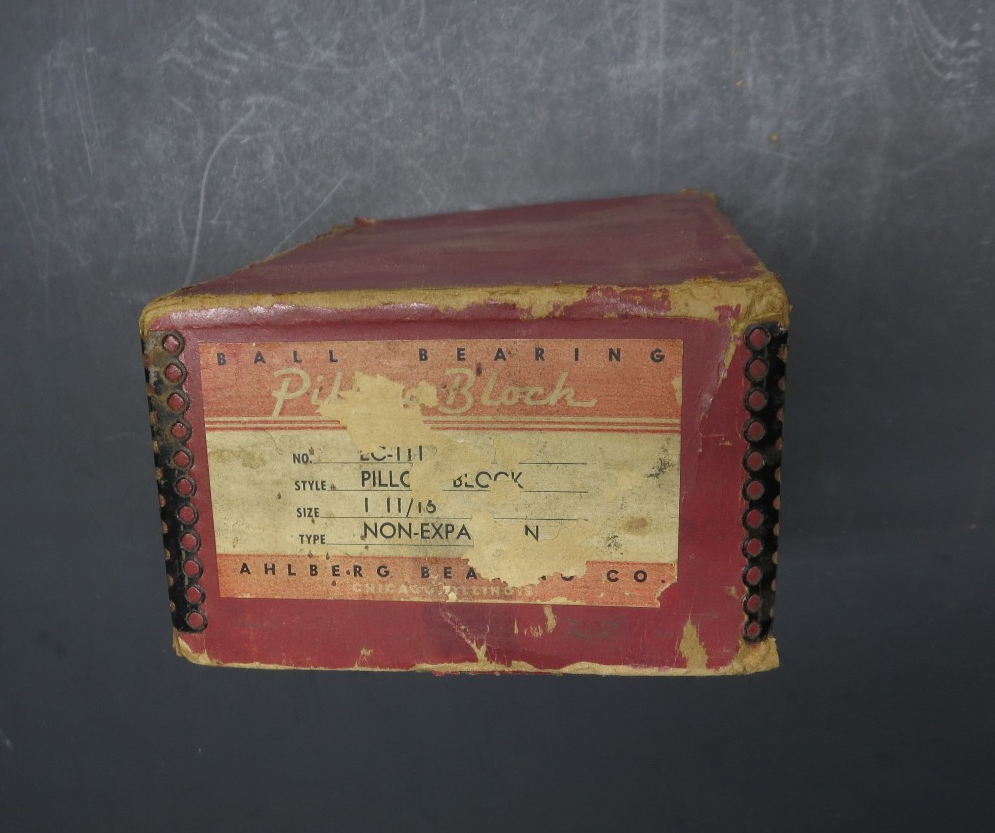 Ahlberg Bearing 1-11/16" Pillow Block EC-111 Collector Grade w/ Man (1947–1952)