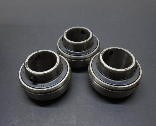 LOT OF 3 PCS FYH UCS05 / UC205 INSERT BEARING NOS JAPAN