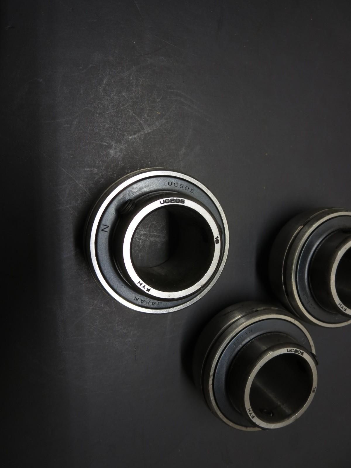 LOT OF 3 PCS FYH UCS05 / UC205 INSERT BEARING NOS JAPAN