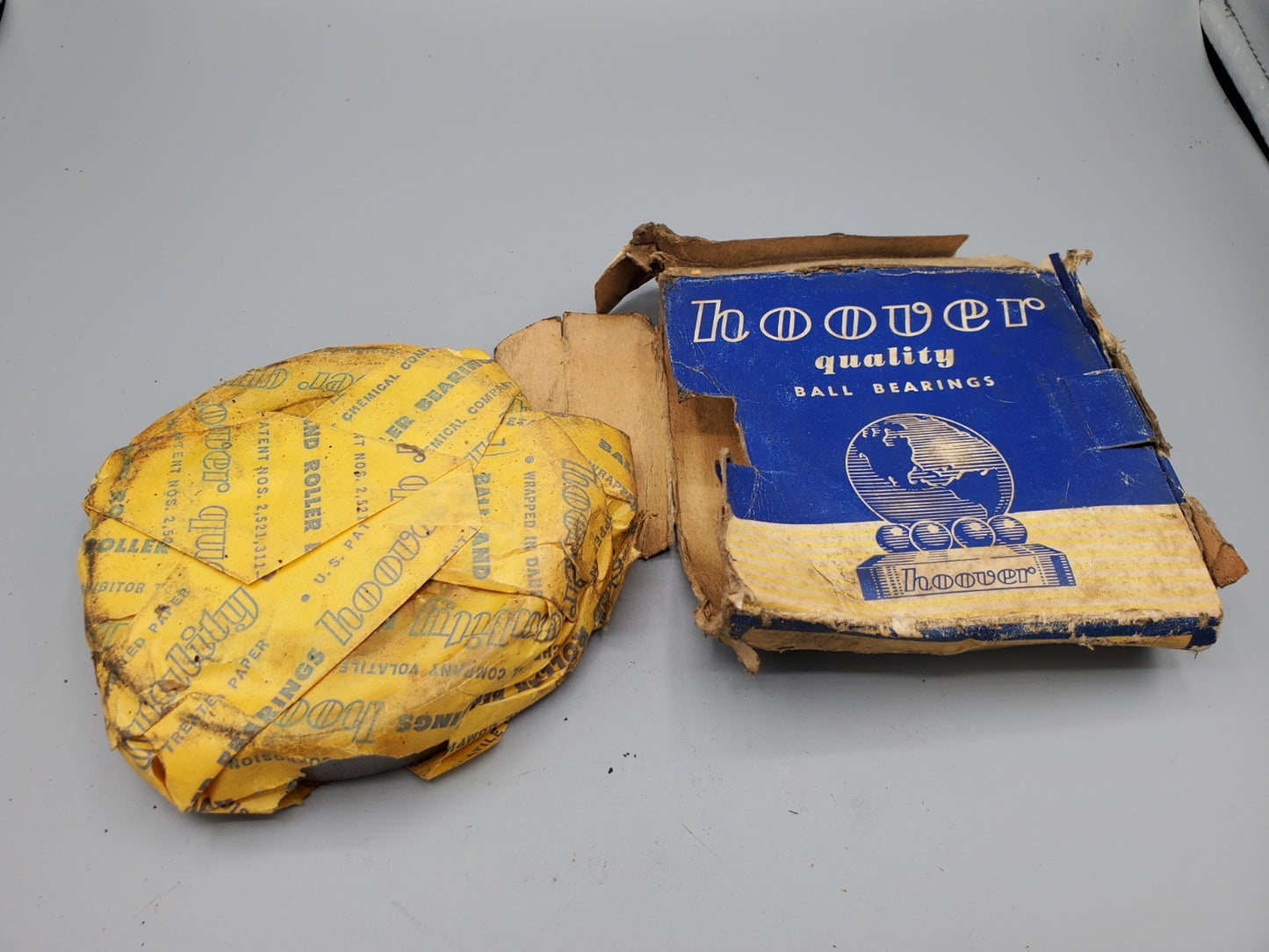 HOOVER 213 BEARING NOS W Original Box USA