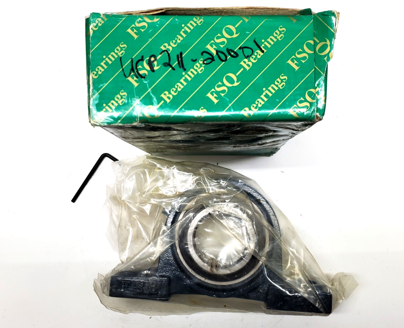 FSQ BEARINGS UCP211-200D1 Pillow Block Bearing, Ball, 2" Bore, NOS