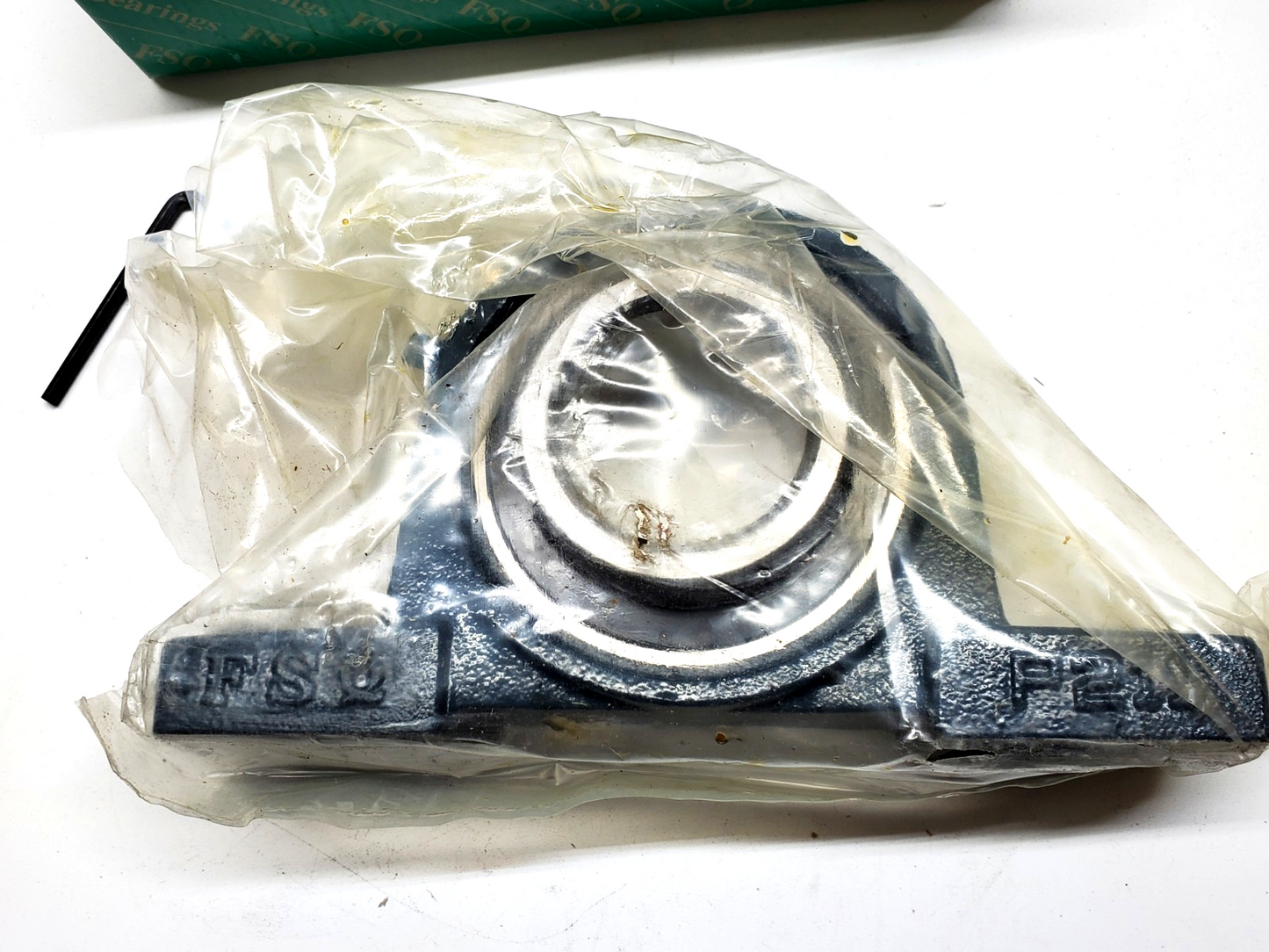 FSQ BEARINGS UCP211-200D1 Pillow Block Bearing, Ball, 2" Bore, NOS