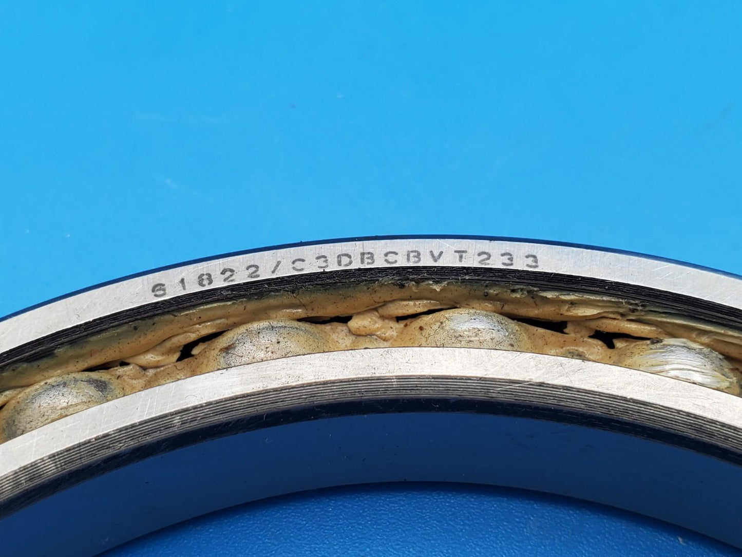 SKF 61822/C3DBCBVT233 Bearing France NOS