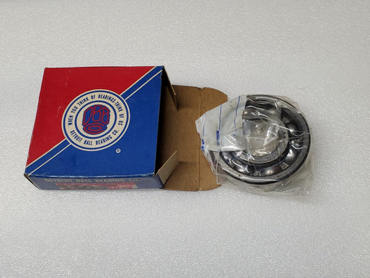 ND 3305 Bearing NOS USA In Detroit Ball Bearing Co. Box