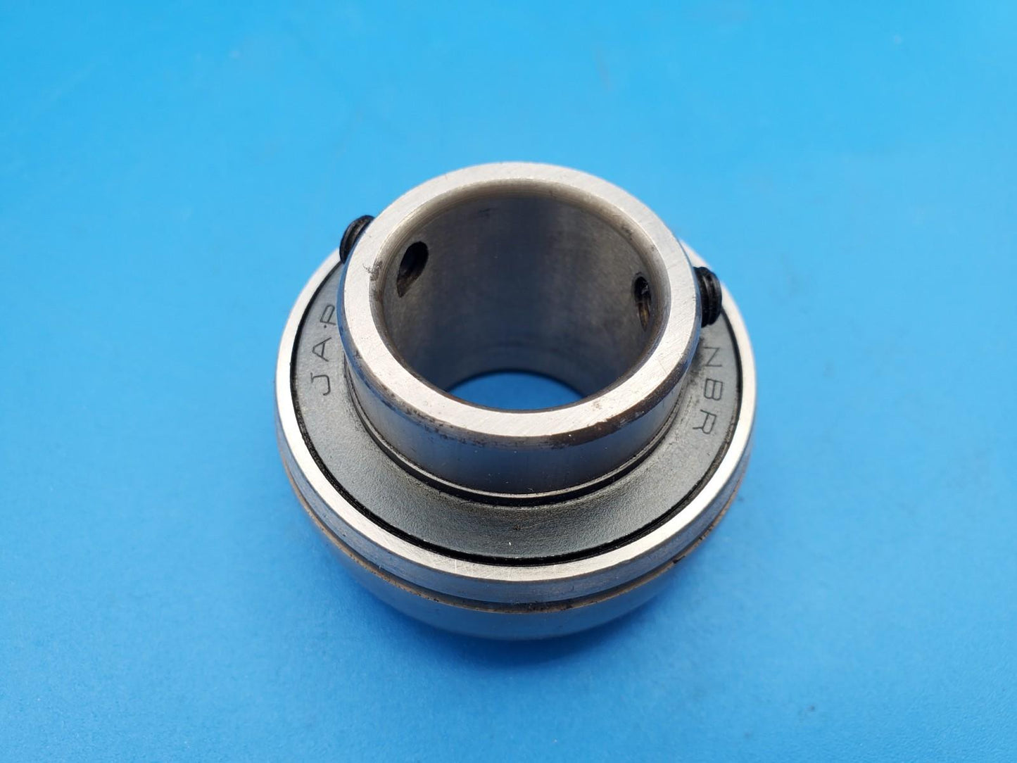 NBR UC205-16 Insert Bearing 1" Bore Spherical OD Set Screws MADE IN JAPAN