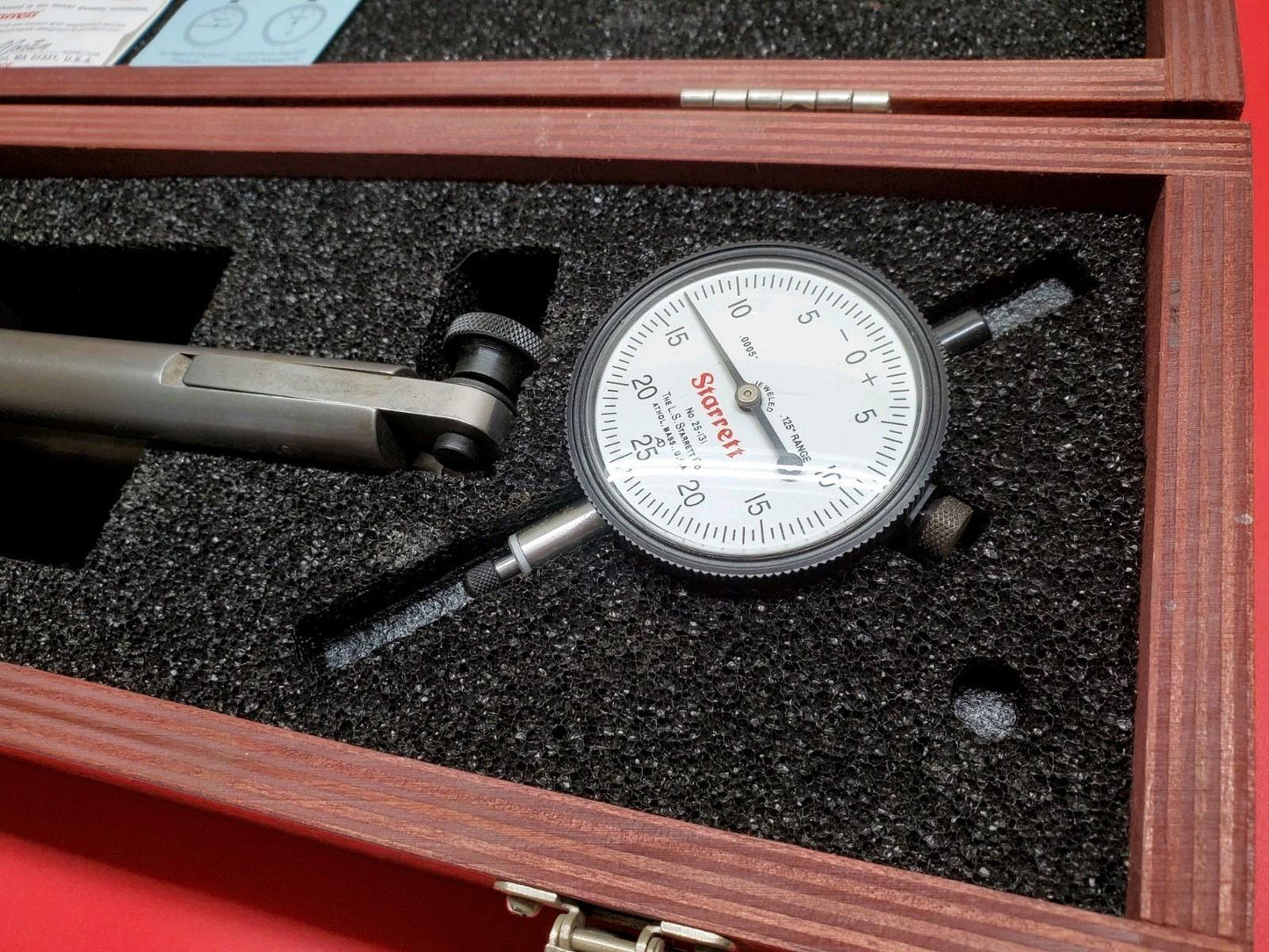 Starrett 659BZ Magnetic Base W/ 25-131 Indicator Set