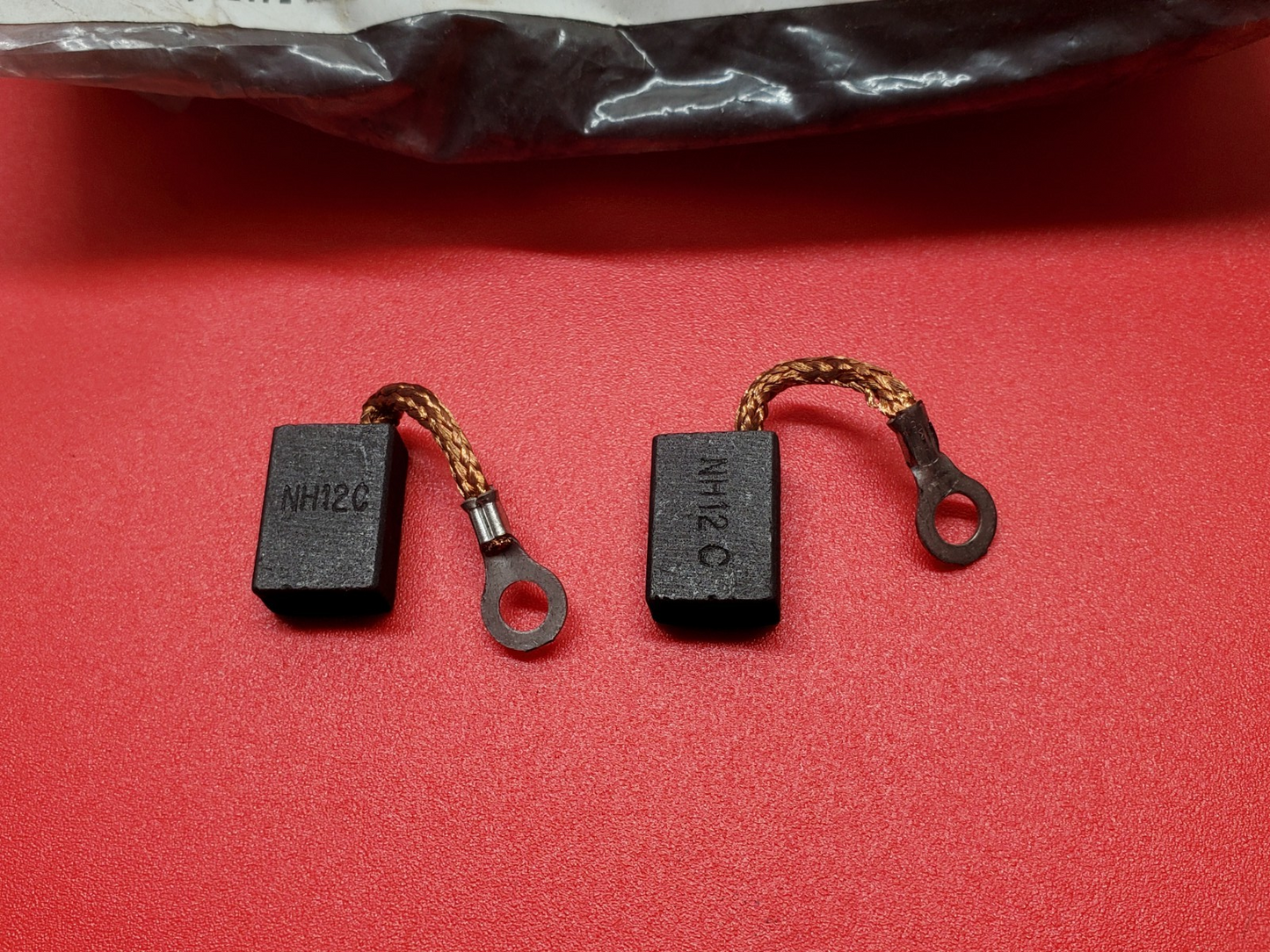 LOT OF 2 PCS Milwaukee 22-18-0720 / 22180720 Brushes OEM - MADE IN USA