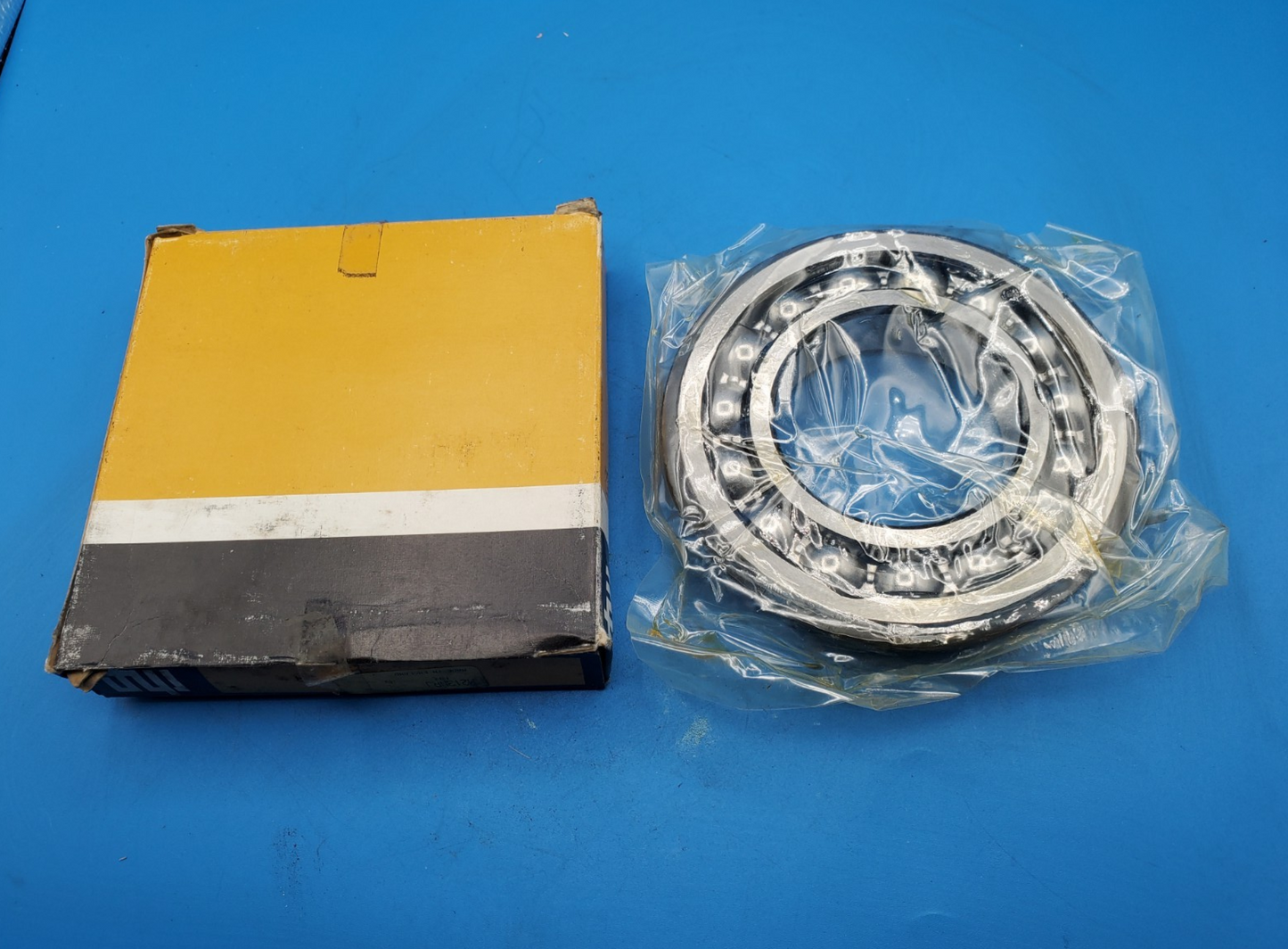 RHP M213NRJ RR Ball Bearing W/ Snap Ring NOS Sealed - Made in England