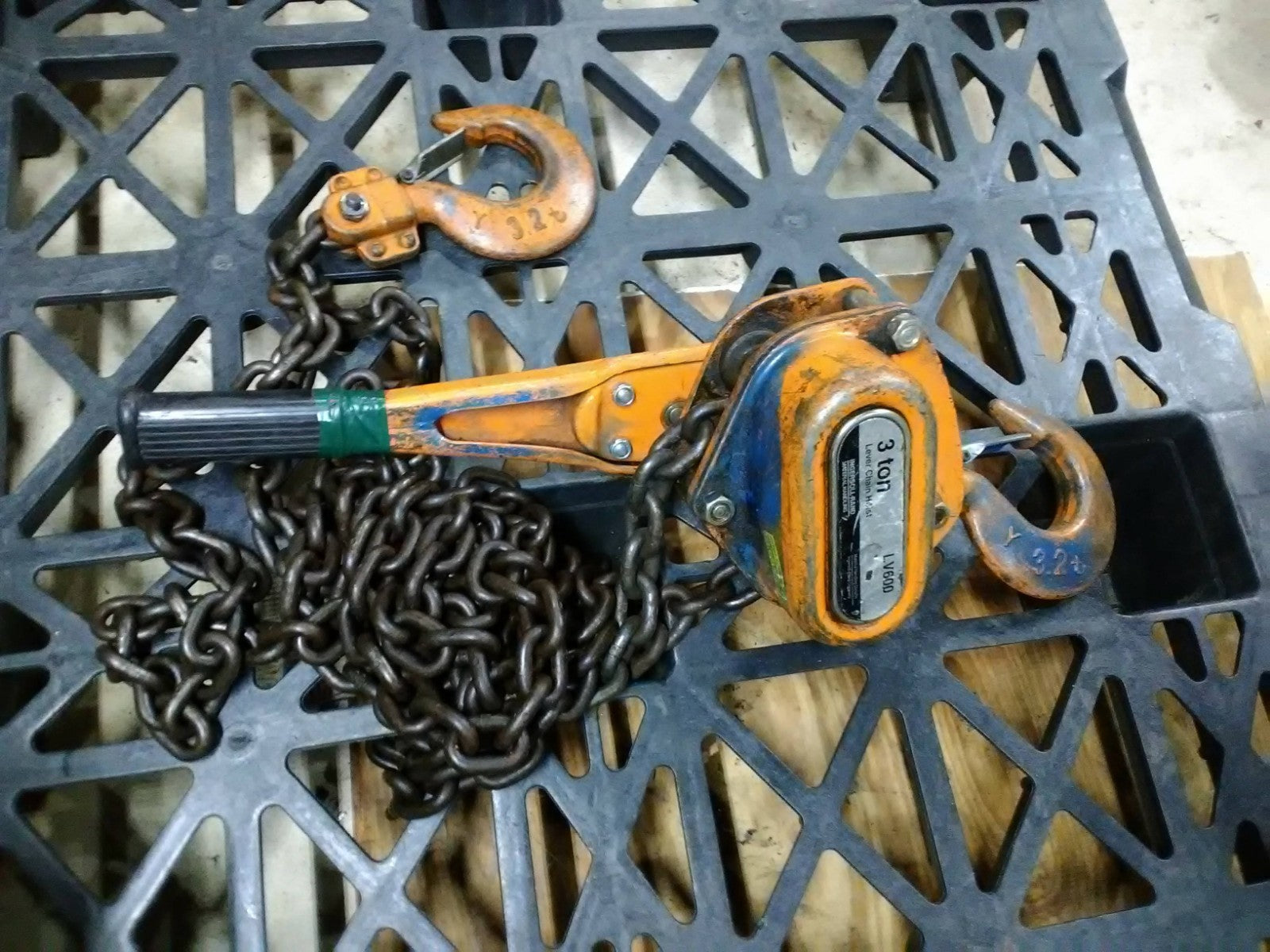 Ingersoll Rand LV600 3-Ton Lever Chain Hoist 20 FT Lift Classic LV-600-20 