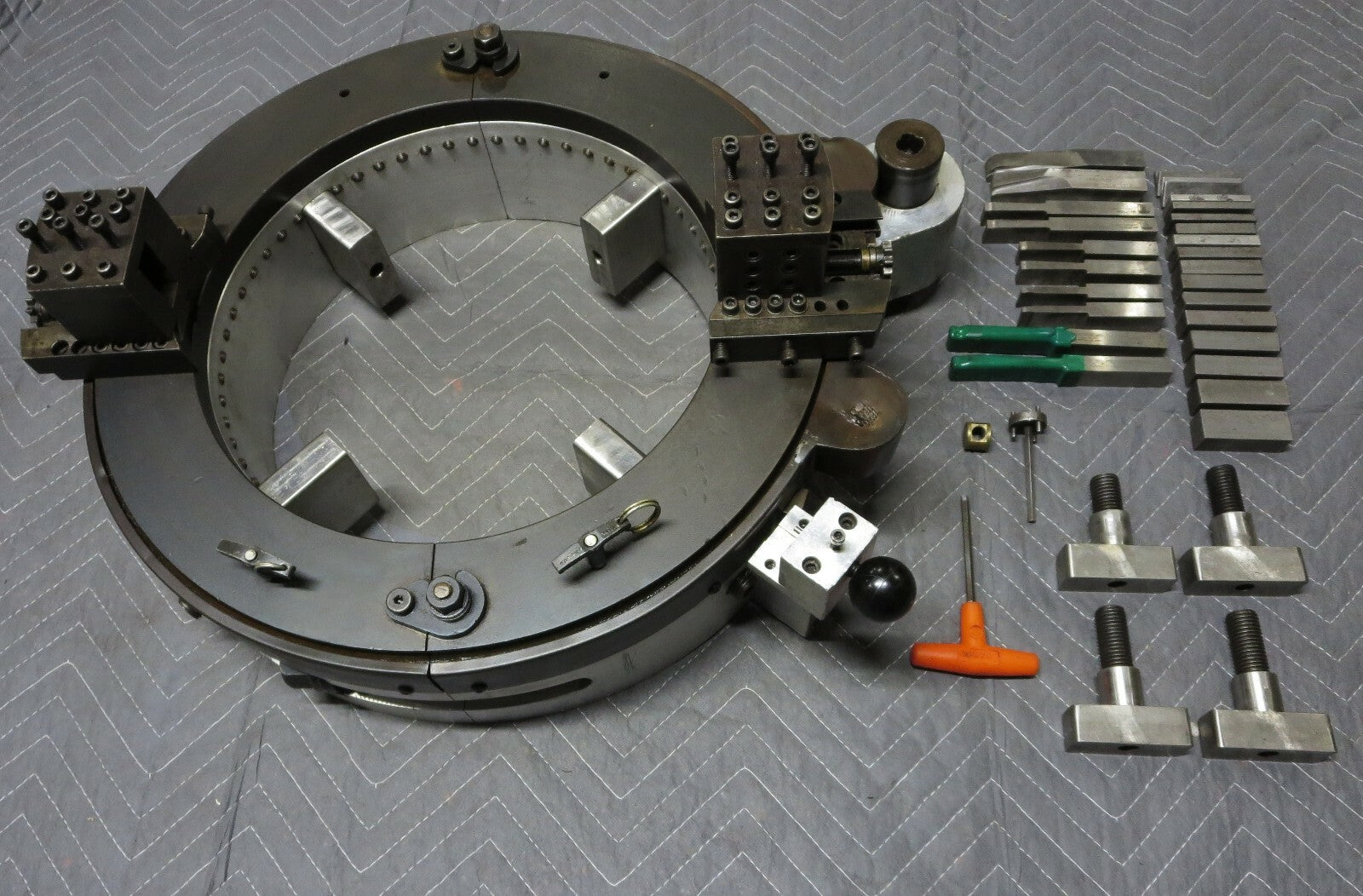 MACTECH 812 Clamshell Pipe Lathe 6.63 - 12.75" Split Frame = 812LC Made in USA